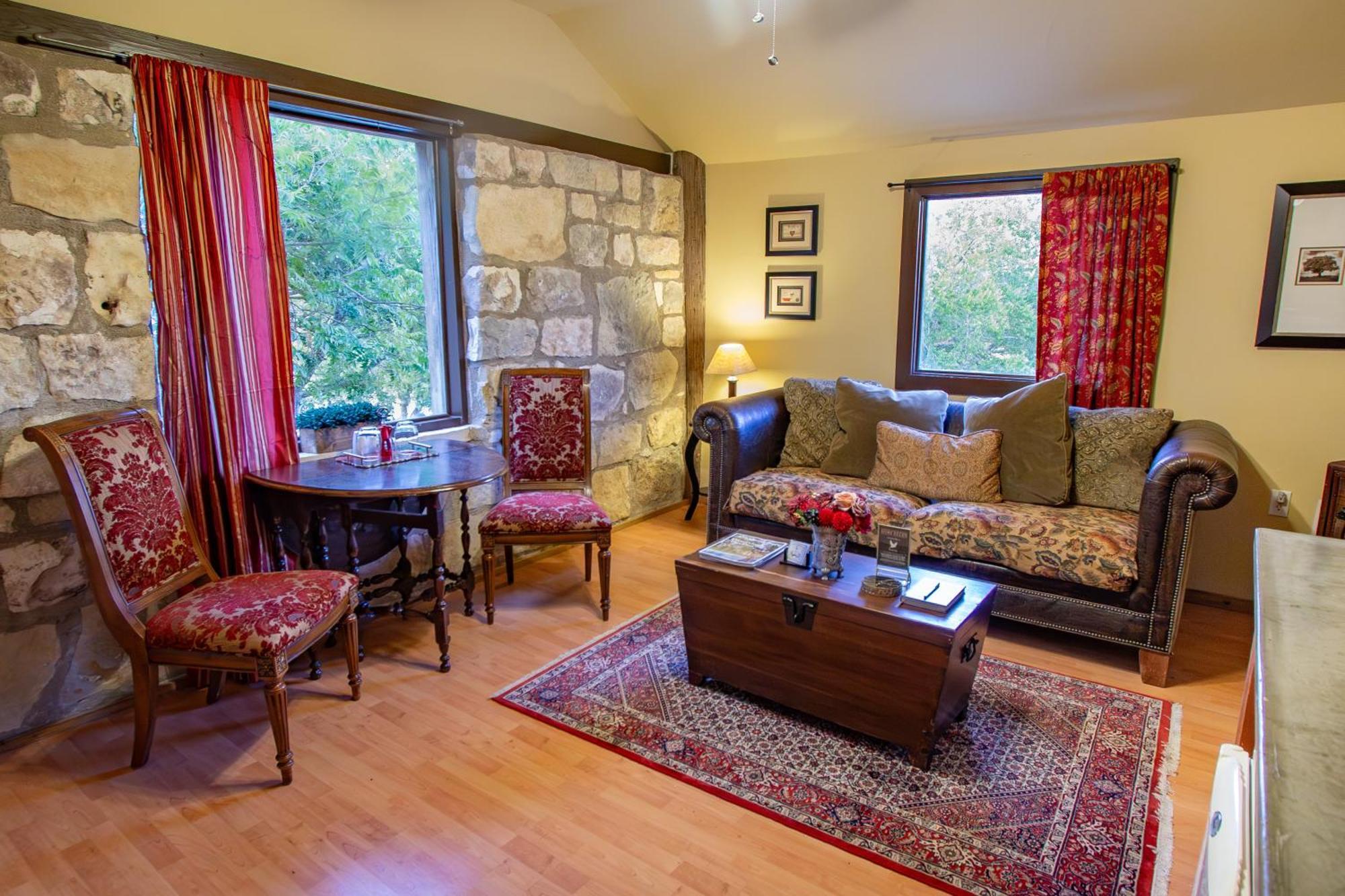 A Barn At The Quarry Bed & Breakfast Fredericksburg Exterior foto
